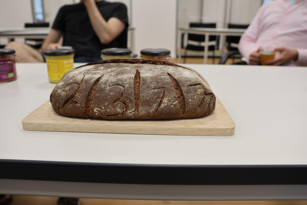SPP 2377 Bread (Back)